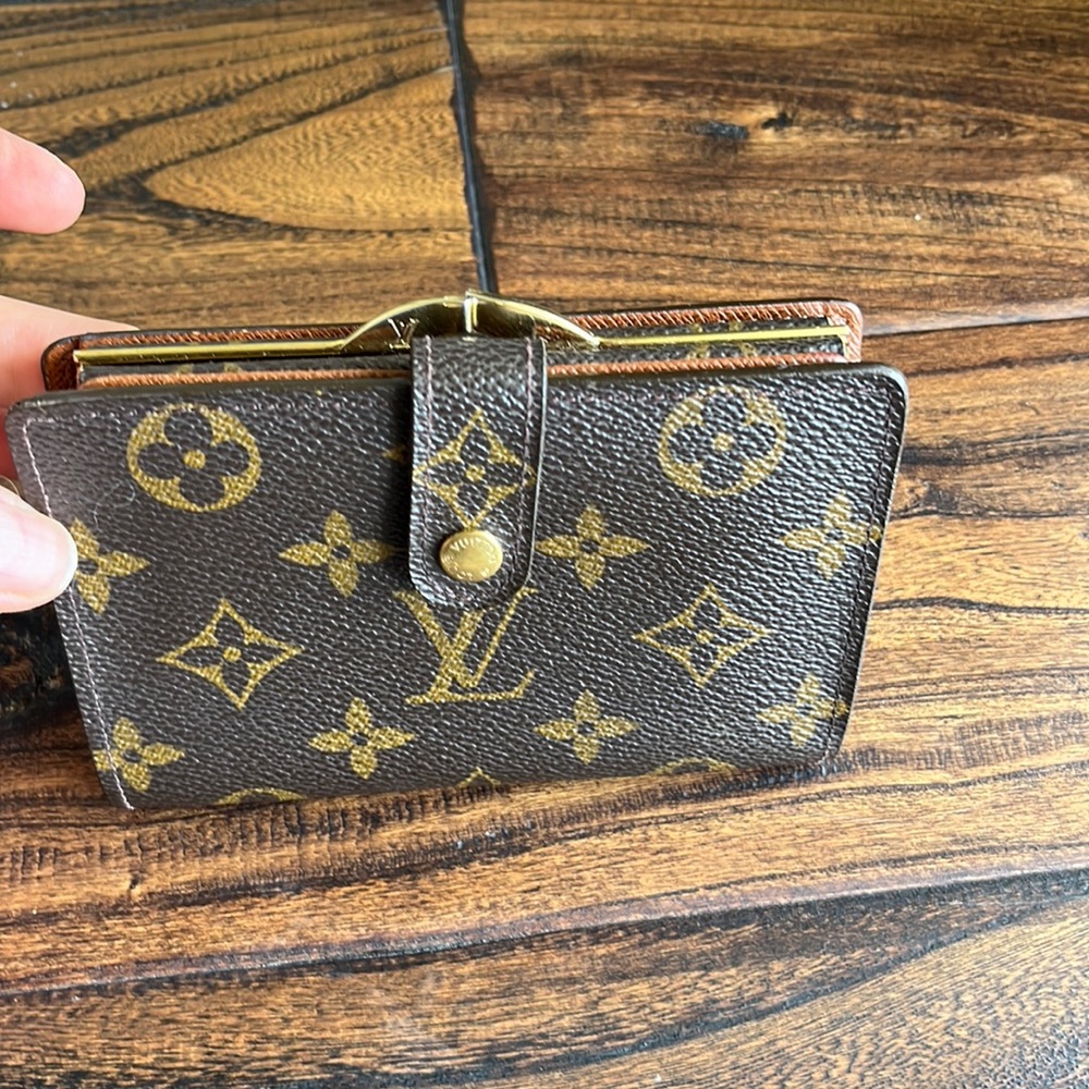 Louis Vuitton French Port-Monnaie Viennoise Wallet Monogram Canvas
